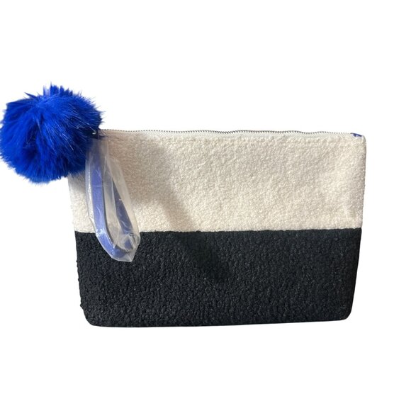 Old Navy Two-Tone Patchwork Sherpa Clutch Purse for Women - Picture 2 of 4